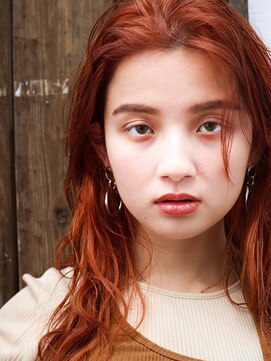 ブロッサム 東武練馬店(Blossom) オレンジ×ウェーブ×前髪かき上げ