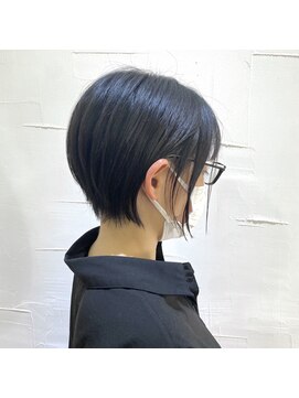 ティエル(Tiele) 前下がりショート