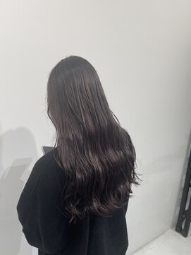 ココ 本八幡(KOKO) 黒髪クラゲヘアーオリーブグレー小顔ココアベージュセミロング