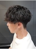 刈り上げ前下りマッシュ波巻きパーマメンズショートナチュラル