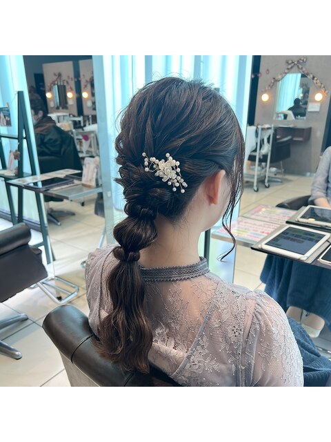 編みおろしヘアアレンジ