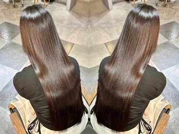 ニマルニーニー バイ ヤスオカ(2022 BY YASUOKA)の写真/酸熱トリートメントを体験したい方にオススメ◎一人ひとりの髪質やダメージ具合にあわせた施術で艶サラに♪