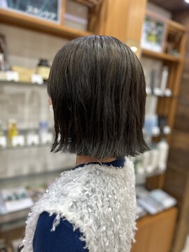 プランタンアヴェダ(printemps AVEDA) 切りっぱなしボブ