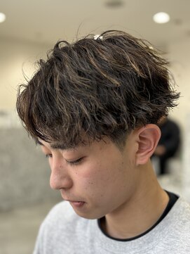 レボ(Revo) チリつかない。ツイストシャドウパーマ