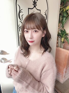 サロンドミルク 原宿(salon de MiLK) 【salon de MiLK 原宿】耳かけ大人ウェーブ×カーキベージュ