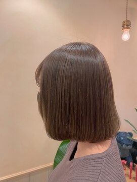 ハイル(Heil) 【Heil】 結べるボブ/イルミナカラー/カーキアッシュ/うる艶髪