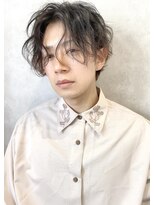 リボーン(Re:BORN)&nbsp;前下がりセンターパート