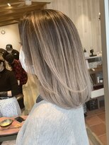 リード バイ ラグーン(LEAD by LAGOON)&nbsp;バレイヤージュグレージュハイライトダブルカラーケア