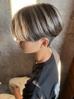 ロンド クラン 岡崎(Lond Clan)&nbsp;センターパート_メッシュ_ハイライト_ツーブロック