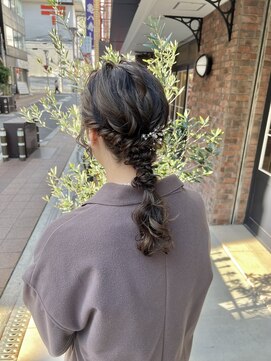 トータルビューティ ジェム バイ ヘアタイム(TOTAL BEAUTY gem by HAIR TIME) お呼ばれヘア 編みおろしアレンジ