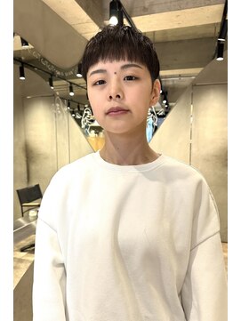 ビビト(bibito) bibito マッシュショート 刈り上げショート マッシュ