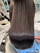 リーホリエ(Lee Horie)&nbsp;ブリーチ毛に髪質改善ストレート