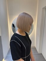 ミルクベージュ_前髪アンブレラカラーこなれミディイメチェン