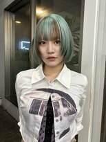 レコ 渋谷(LECO) ミントブルー×ブラウンベージュのデザインボブ