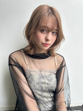 ヴェイン 渋谷(vain) シアーカラー アッシュベージュ 顔周りレイヤー