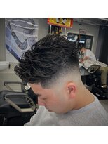 スタッグス 北千住(STUG'S)&nbsp;スペインカール/スパイキーショート[北千住/理容室]