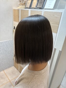 切りっぱなしボブ