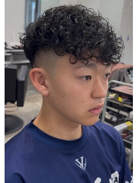 ハーツ バイ レックス 中野(HEARTS by rex) スペインカール/スキンフェード/中野駅