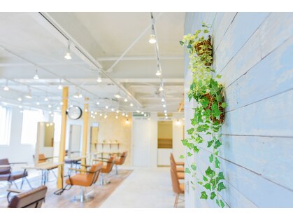 アグ ヘアー イブ 南郷7丁目店(Agu hair eve)の写真