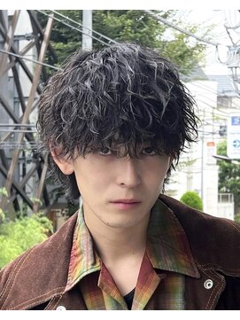 アストラ(ASTRA) MEN’S HAIR/波巻きツイストスパイラル/リバースセンターパート