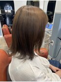 春夏トレンドのオリーブカラー