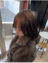 ヴァイオレット(VIOLET) ルーツカラー