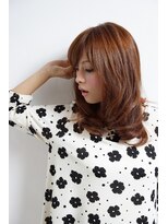 エス 西梅田(es)&nbsp;柔らか×透明感モノトーンカラー_斜めバング