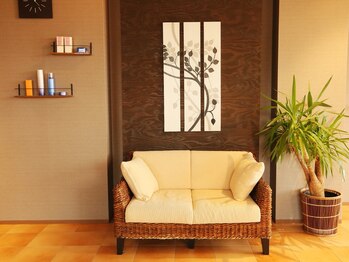 AＩＨＵＢ　ＳAＫＵＲA