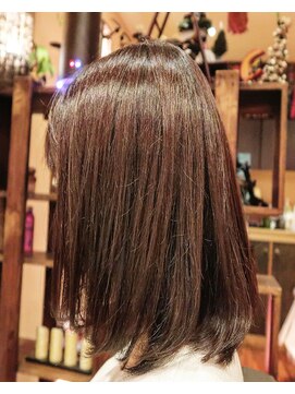 ヘアーリゾートカタカタ Hair Resort kata‐kata 切りっぱなしボブ