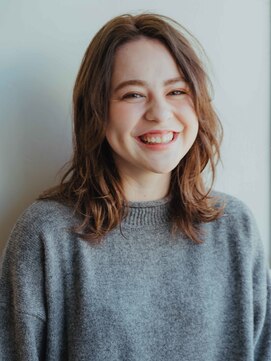 ヘアアンドリラクゼーション シャッセ(Hair&Relaxation SASE) 柔らかアンニュイミディ