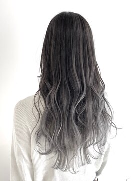 ライリー(riley) rileyエアタッチ×ホワイトグレージュ