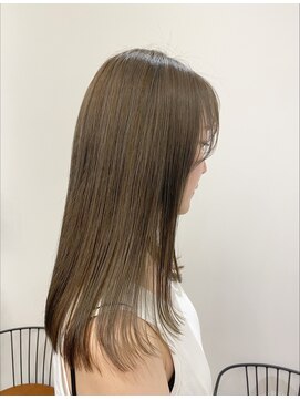 リリアーナ(LILIANA) 【LILIANA】育てるハイライトで作るやわらかグレージュ♪