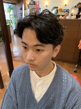 ヘアーワークス ブレーヴ(HAIR WORKS BRAVE) 韓国風！カルマパーマ