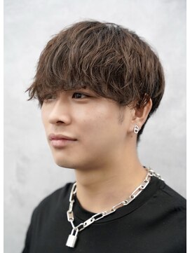 クロムトウキョウ ザ バーバー ネオン 新宿店(CHROM TOKYO the Barber ne/on) ツイストスパイラルマッシュ