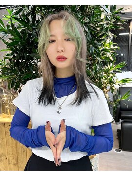 イコ(.ico) デザイン× レイヤーカット【ウルフカット】