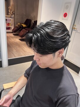 ネオリーブクレア 綱島店(Neolive Krea) ニュアンスセンターパート