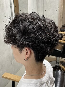 ブルニール 心斎橋(BLEUNIR) 波巻きスパイラル 波巻きパーマ マッシュ ツイストスパイラル