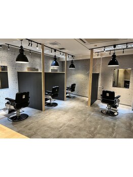 【VINCENT BARBER CLUB二号店】シンプル×オシャレな秘密基地。メンズパーマやバーバースタイルをご提案◆