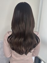 エニー 栄(Any)&nbsp;ローレイヤースタイル × ダークブラウン