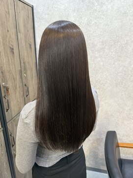 コンフィー(comfy) 艶髪アッシュブラウン◎