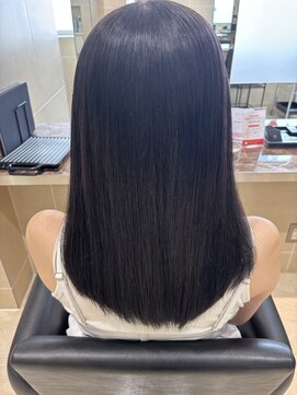 クララ ヒロシマ(CLALA Hiroshima) 暗めグレージュ