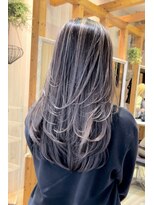 ラグーン(LAGOON)&nbsp;バレイヤージュグレージュハイライトダブルカラーケアブリーチ