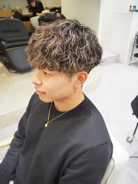 ブランシュ 南行徳店(BLANCHE) 【BLANCHE】ツイストスパイラルパーマ/メンズハイライト/パーマ