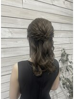 デコヘアー キートス(DECO HAIR kiitos) ハーフアップ