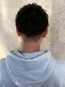 プリモ ココ 鍋島店(Primo coco.) 刈り上げ ツーブロック 短髪 ビジネスヘア メンズカット 20代