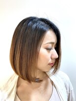 コロ(COLO) 前下りボブ×大人女性