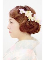 ザデイ(THE DAY) 和装耳隠しアップ