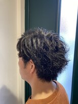 キー(KEY) 流しパーマ