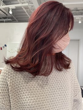 アヴァンス 京橋店(AVANCE) カシスピンクで大人可愛く！