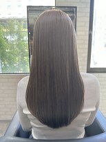 ジーナ 高槻(Zina) ワンブリーチで作るミルクティー×髪質改善トリートメント